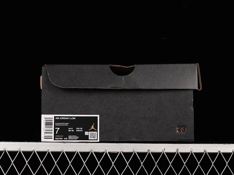 All categories Air Jordan Jordan series basketball shoes Air Jordan 1 Low Air Jordan 1 Low "New Emerald" AJ1 Joe 1 black and white gray 552780-018